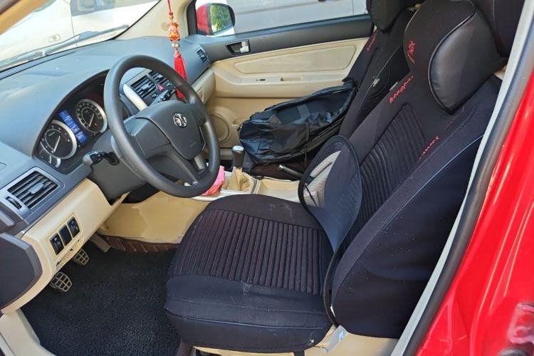 Used BAIC E Series 2012 Hatchback 1.3L Manual Liking Edition Left Front Seat