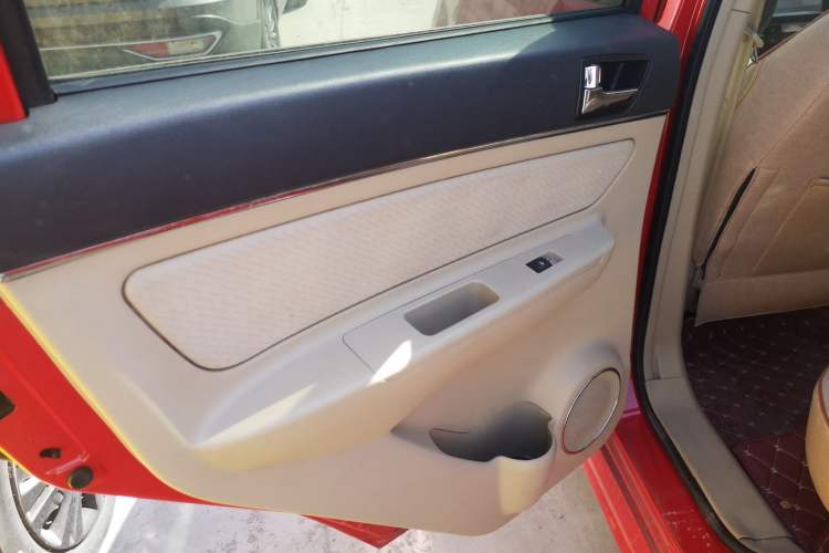 Used BAIC E Series 2012 Hatchback 1.5L Automatic Leshang Version Left Rear Door Interior
