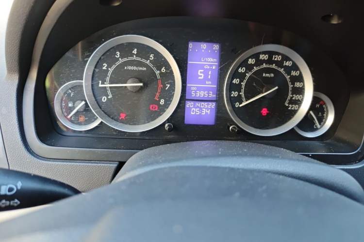Used BAIC E Series 2012 Hatchback 1.3L Manual Liking Edition Odometer Close Up