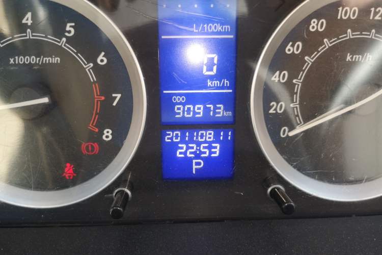 Used BAIC E Series 2012 Hatchback 1.5L Automatic Leshang Version Odometer Close Up