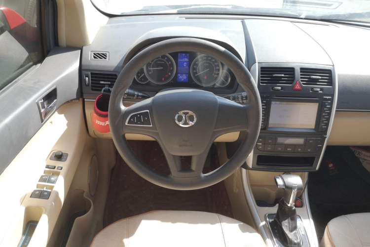 Used BAIC E Series 2012 Hatchback 1.5L Automatic Leshang Version Steering Wheel