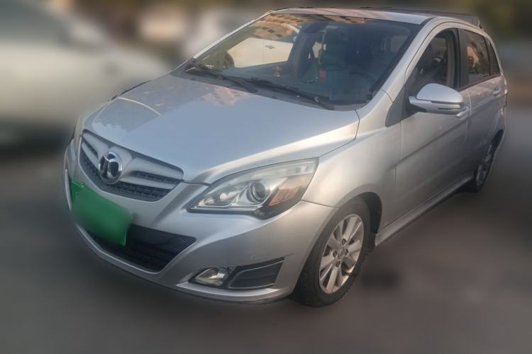 Used BAIC E Series 2012 Hatchback 1.5L Manual Leshang Version Guazi used car, China used car export, Used car for sale, Used  cars, Cheapest cars for sale