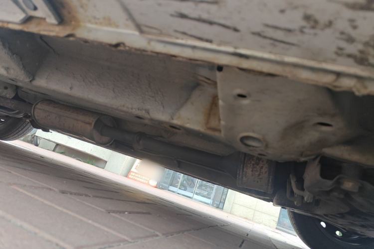 Used BAIC E Series 2012 Hatchback 1.3L Manual Liking Edition Chassis Front Right