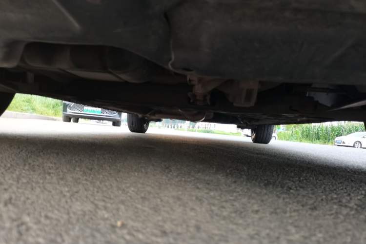Used BAIC E Series 2012 Hatchback 1.3L Manual Liking Edition Chassis Front