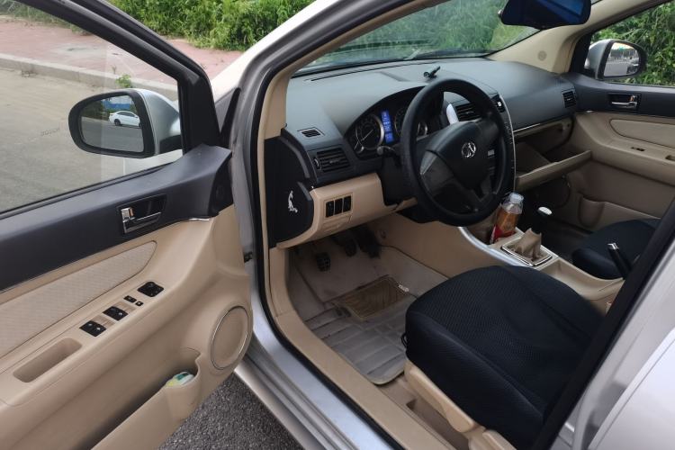 Used BAIC E Series 2012 Hatchback 1.3L Manual Liking Edition Driver Seat