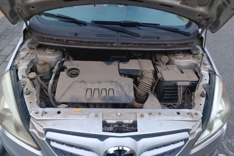 Used BAIC E Series 2012 Hatchback 1.5L Manual Leshang Version Engine Bay
