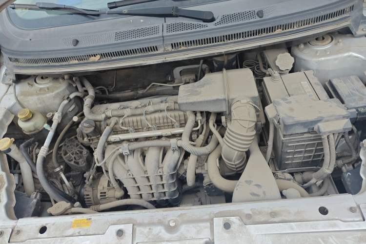 Used BAIC E Series 2012 Hatchback 1.3L Manual Liking Edition Engine Bay