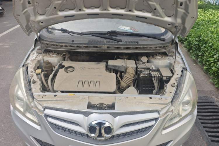 Used BAIC E Series 2012 Hatchback 1.3L Manual Liking Edition Engine Bay