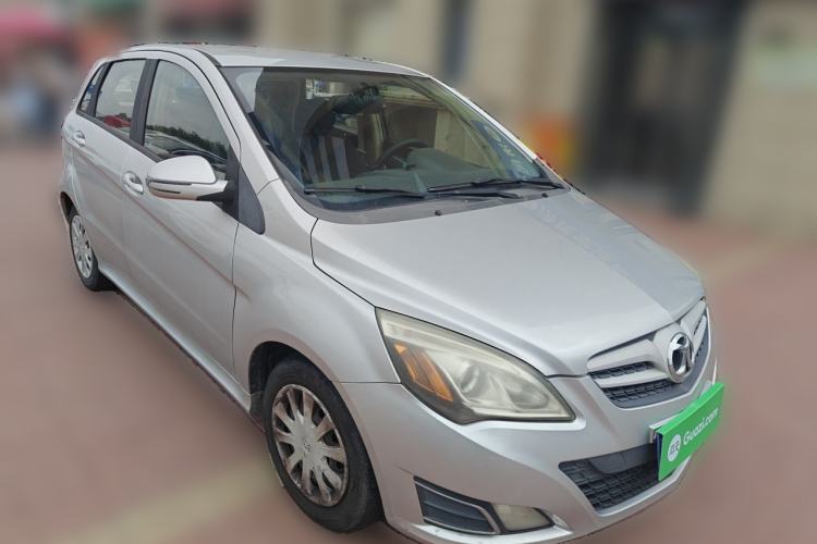 Used BAIC E Series 2012 Hatchback 1.3L Manual Liking Edition Front Right 45 Deg