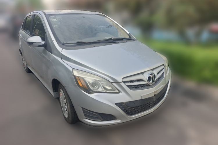 Used BAIC E Series 2012 Hatchback 1.3L Manual Liking Edition Front Right 45 Deg