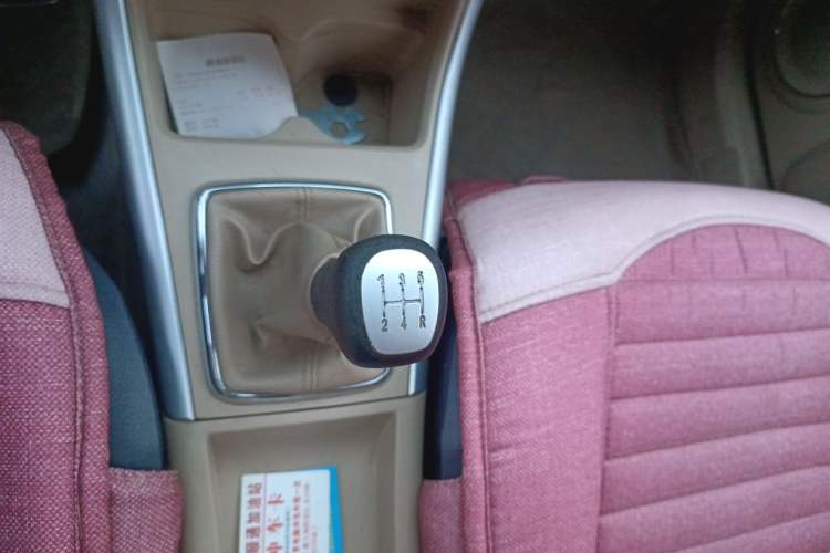 Used BAIC E Series 2012 Hatchback 1.5L Manual Leshang Version Gear Lever