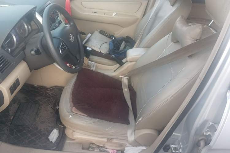 Used BAIC E Series 2012 Hatchback 1.5L Manual Leshang Version Left Front Seat
