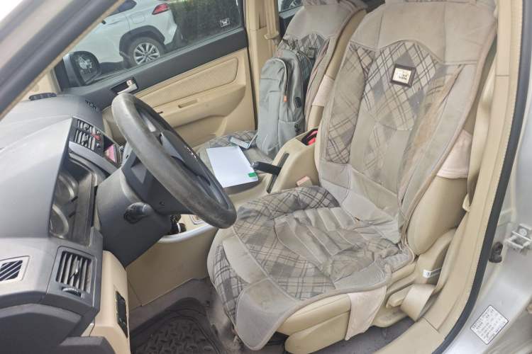 Used BAIC E Series 2012 Hatchback 1.3L Manual Liking Edition Left Front Seat