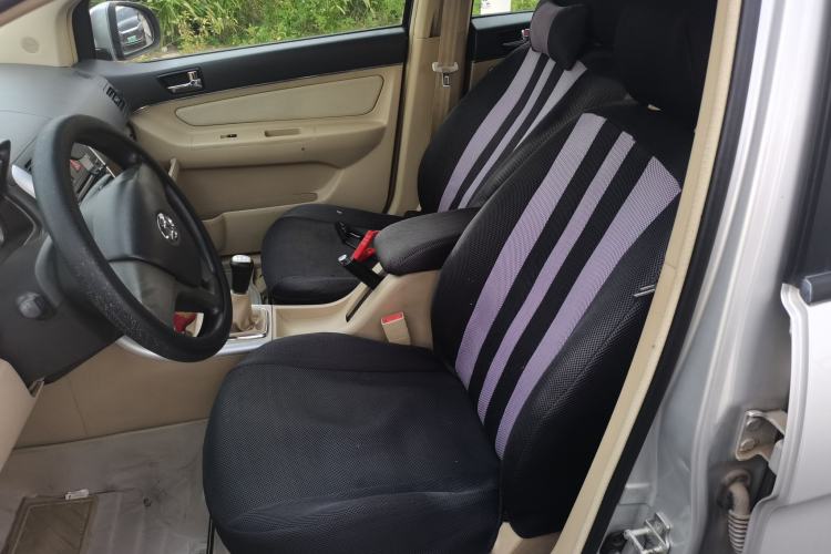 Used BAIC E Series 2012 Hatchback 1.3L Manual Liking Edition Left Front Seat