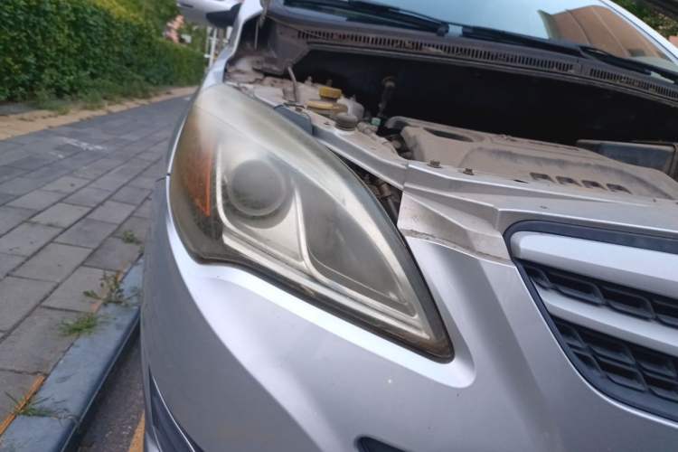 Used BAIC E Series 2012 Hatchback 1.5L Manual Leshang Version Right Front Headlight