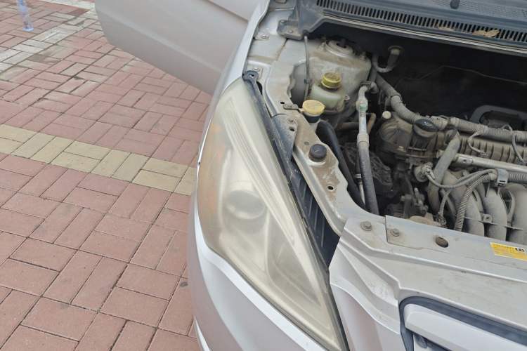 Used BAIC E Series 2012 Hatchback 1.3L Manual Liking Edition Right Front Headlight
