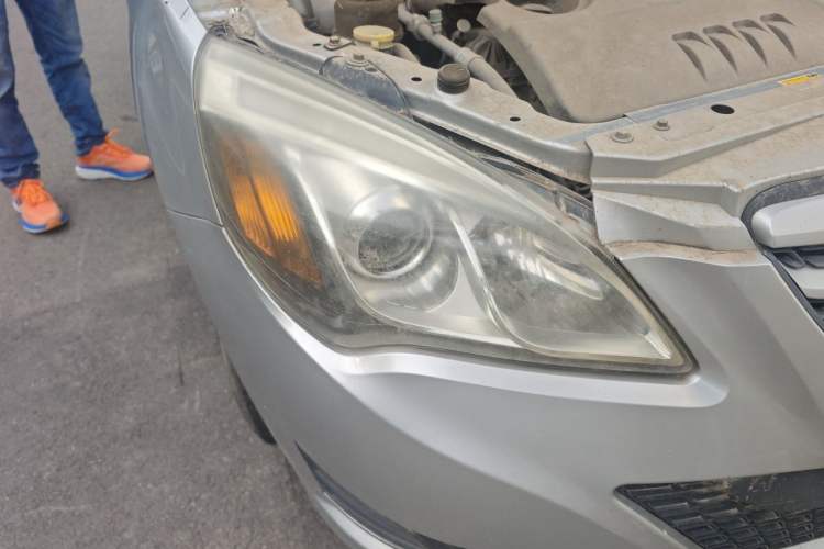 Used BAIC E Series 2012 Hatchback 1.3L Manual Liking Edition Right Front Headlight