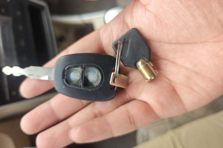 Used BAIC E Series 2012 Hatchback 1.3L Manual Liking Edition Vehicle Key