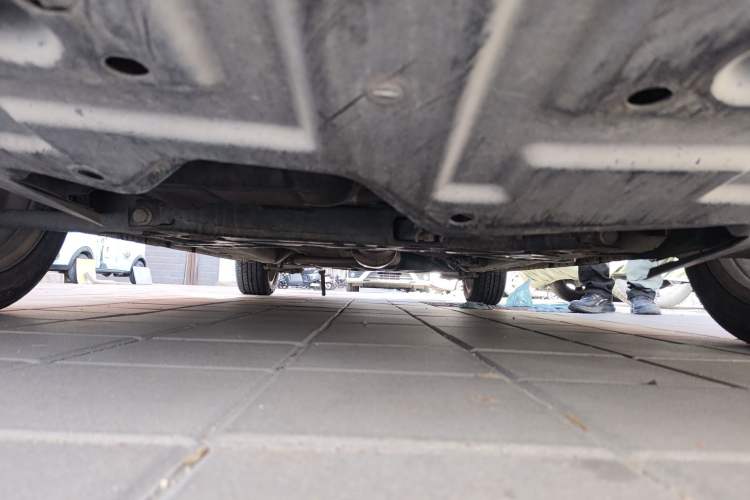 Used BAIC E Series 2012 Hatchback 1.5L Manual Leshang Version Chassis Front