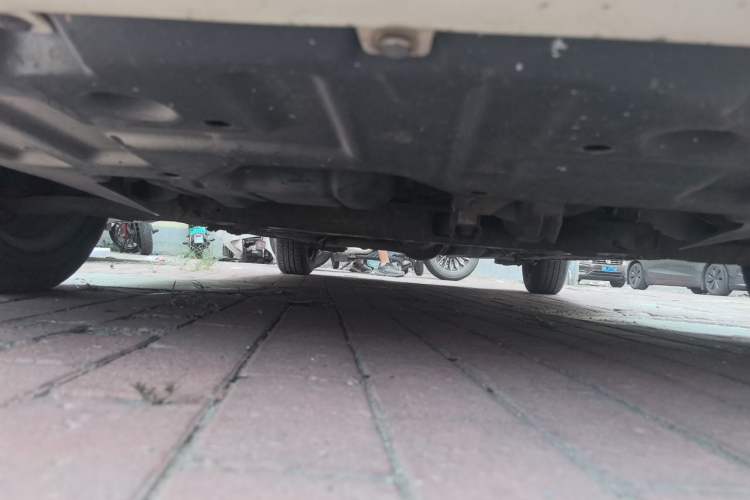 Used BAIC E Series 2012 Hatchback 1.3L Manual Liking Edition Chassis Front