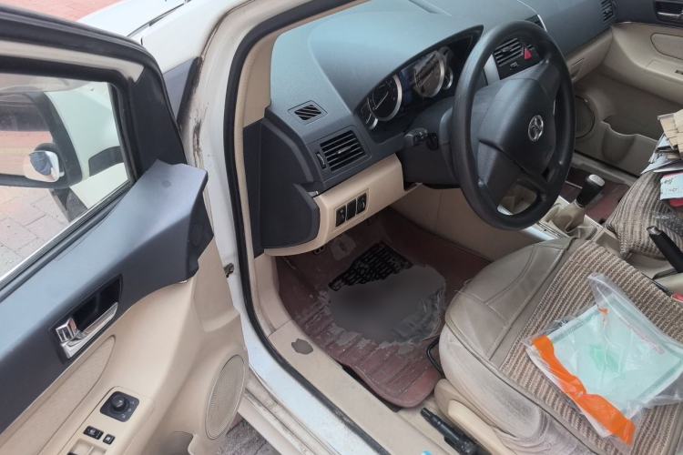 Used BAIC E Series 2012 Hatchback 1.3L Manual Liking Edition Driver Seat