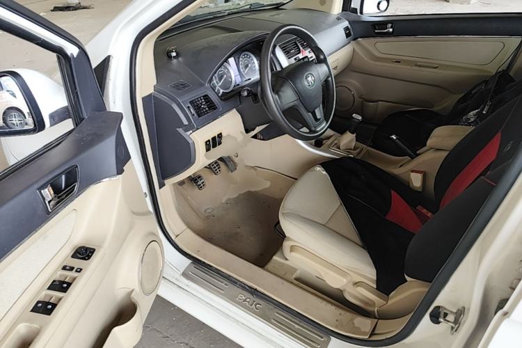 Used BAIC E Series 2012 Hatchback 1.3L Manual Liking Edition Driver Seat