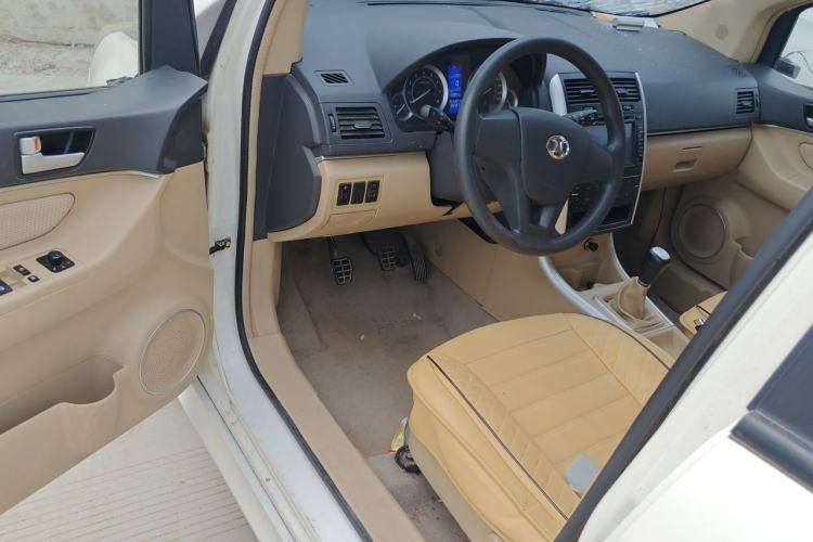 Used BAIC E Series 2012 Hatchback 1.3L Manual Liking Edition Driver Seat