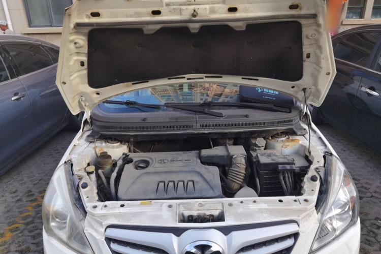 Used BAIC E Series 2012 Hatchback 1.5L Automatic Leshang Version Engine Bay