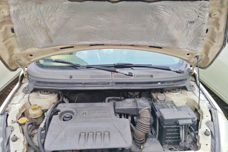 Used BAIC E Series 2012 Hatchback 1.5L Automatic Enjoyment Version Engine Bay