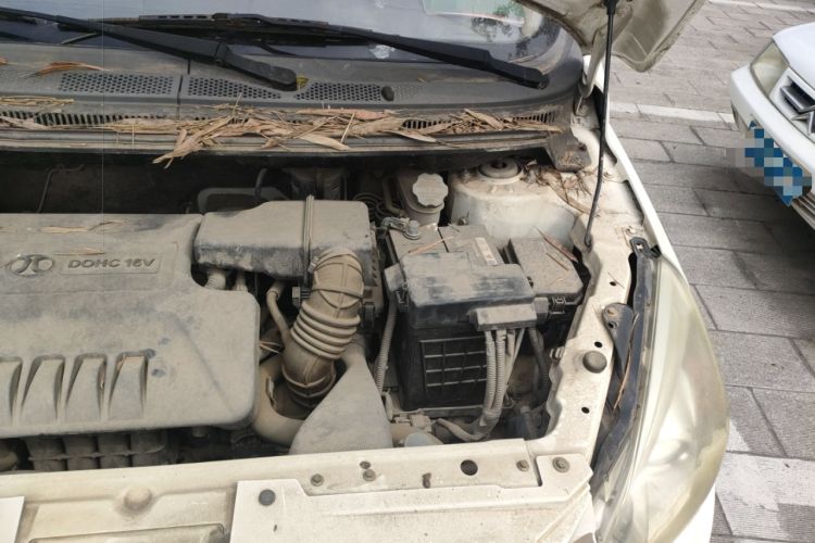 Used BAIC E Series 2012 Hatchback 1.3L Manual Liking Edition Engine Bay Left