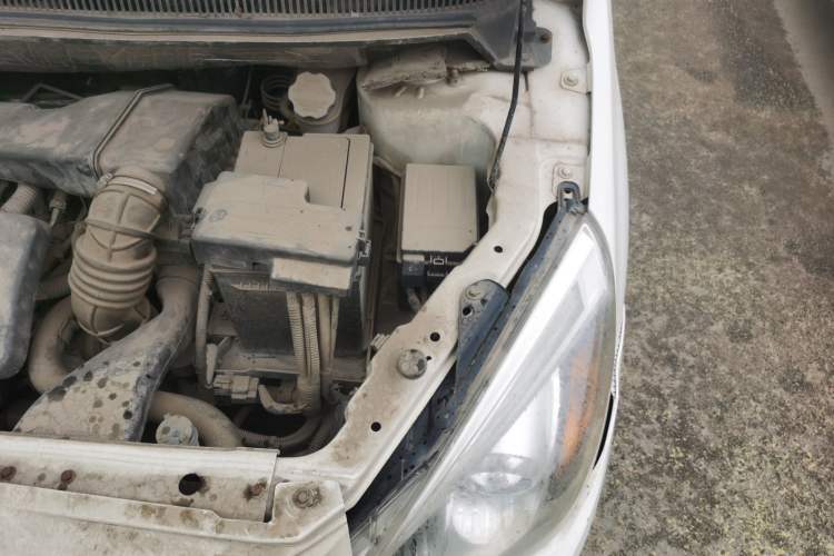 Used BAIC E Series 2012 Hatchback 1.3L Manual Liking Edition Engine Bay Left