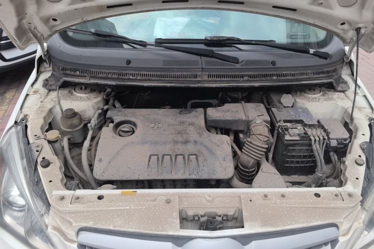 Used BAIC E Series 2012 Hatchback 1.3L Manual Liking Edition Engine Bay