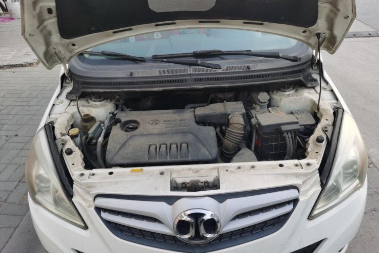 Used BAIC E Series 2012 Hatchback 1.5L Automatic Leshang Version Engine Bay