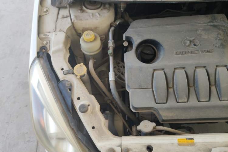 Used BAIC E Series 2012 Hatchback 1.3L Manual Liking Edition Engine Bay Right