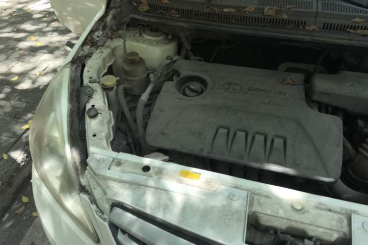 Used BAIC E Series 2012 Hatchback 1.3L Manual Liking Edition Engine Bay Right
