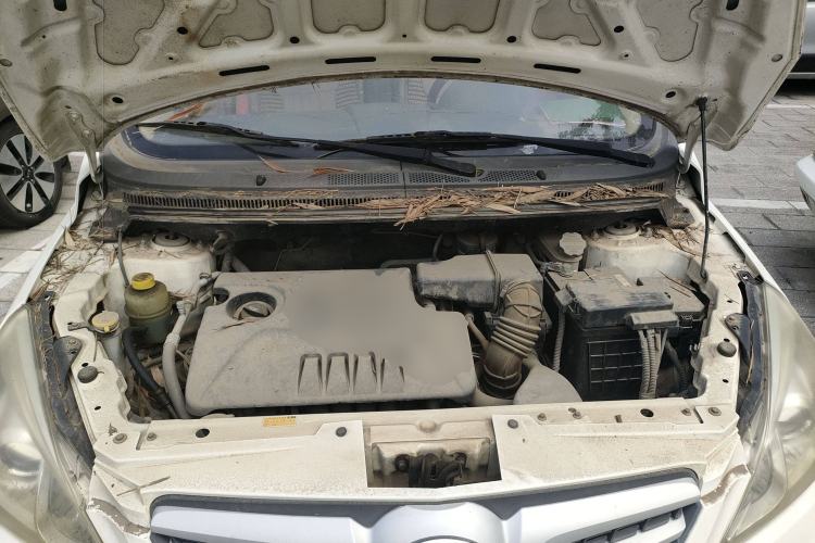 Used BAIC E Series 2012 Hatchback 1.3L Manual Liking Edition Engine Bay