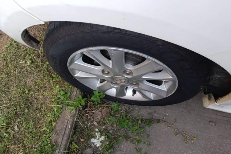 Used BAIC E Series 2012 Hatchback 1.5L Automatic Leshang Version Exterior 5