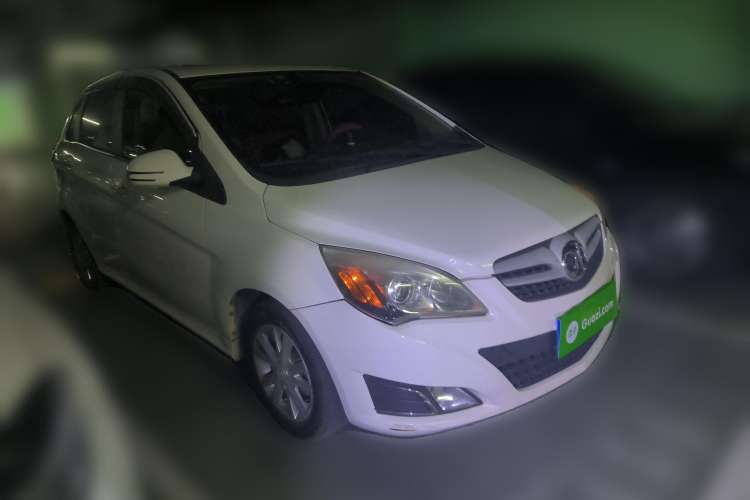 Used BAIC E Series 2012 Hatchback 1.5L Automatic Leshang Version Front Right 45 Deg