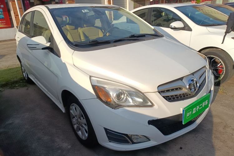 Used BAIC E Series 2012 Hatchback 1.5L Automatic Leshang Version Front Right 45 Deg