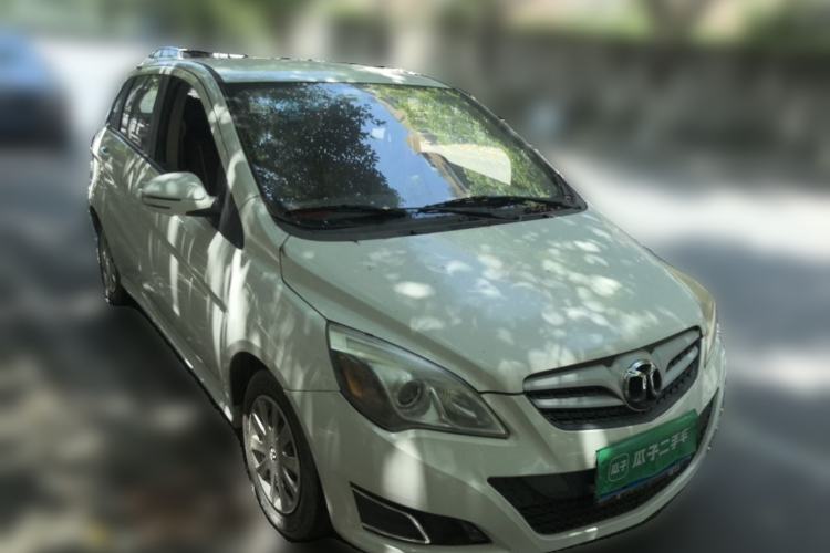 Used BAIC E Series 2012 Hatchback 1.3L Manual Liking Edition Front Right 45 Deg