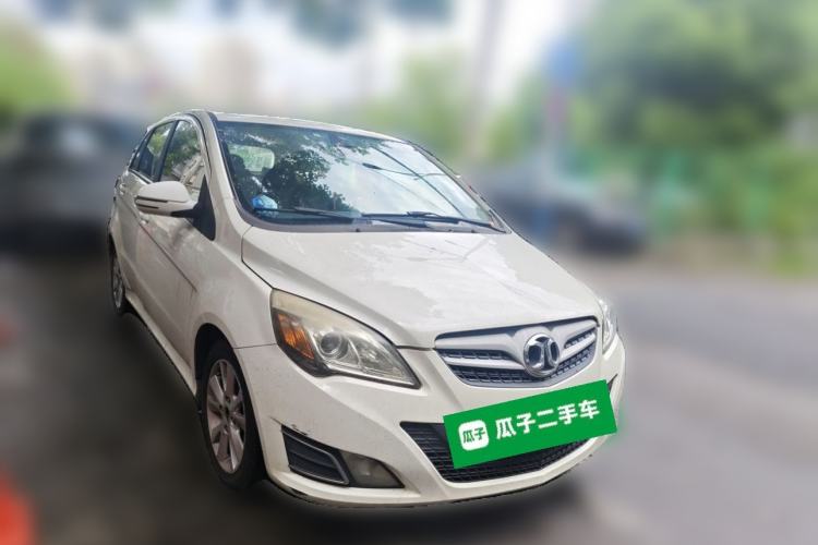 Used BAIC E Series 2012 Hatchback 1.5L Automatic Leshang Version Front Right 45 Deg