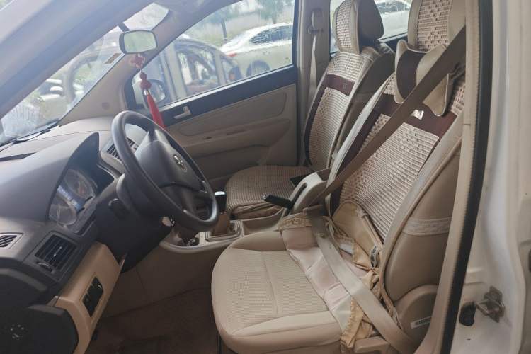 Used BAIC E Series 2012 Hatchback 1.3L Manual Liking Edition Left Front Seat