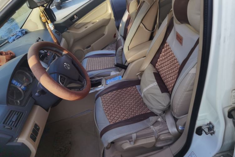 Used BAIC E Series 2012 Hatchback 1.5L Automatic Leshang Version Left Front Seat