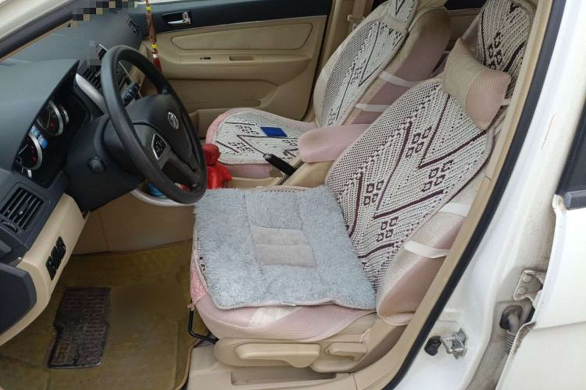 Used BAIC E Series 2012 Hatchback 1.5L Manual Leshang Version Left Front Seat