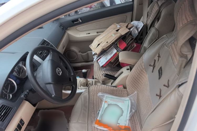 Used BAIC E Series 2012 Hatchback 1.3L Manual Liking Edition Left Front Seat