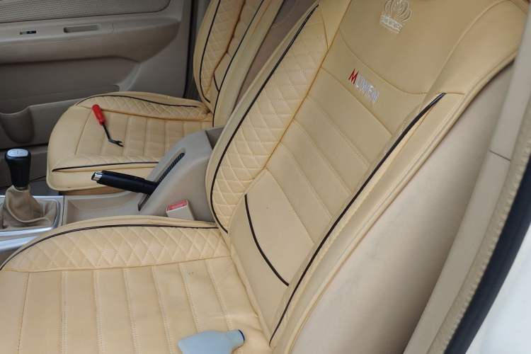 Used BAIC E Series 2012 Hatchback 1.3L Manual Liking Edition Left Front Seat