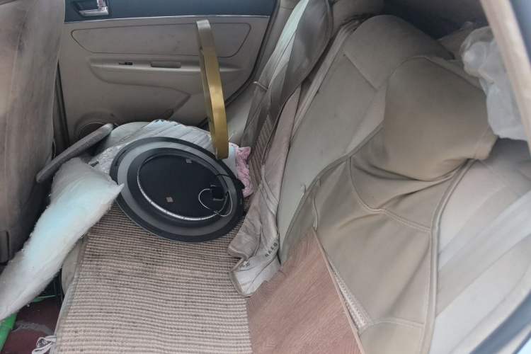 Used BAIC E Series 2012 Hatchback 1.3L Manual Liking Edition Left Rear Seat