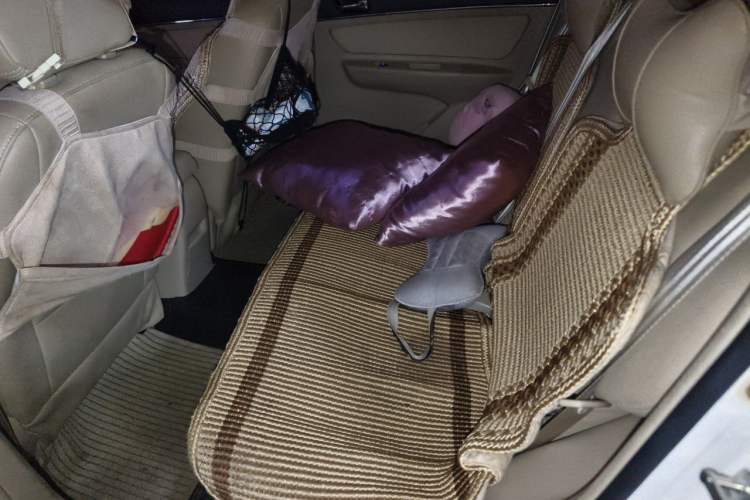 Used BAIC E Series 2012 Hatchback 1.5L Manual Leshang Version Left Rear Seat
