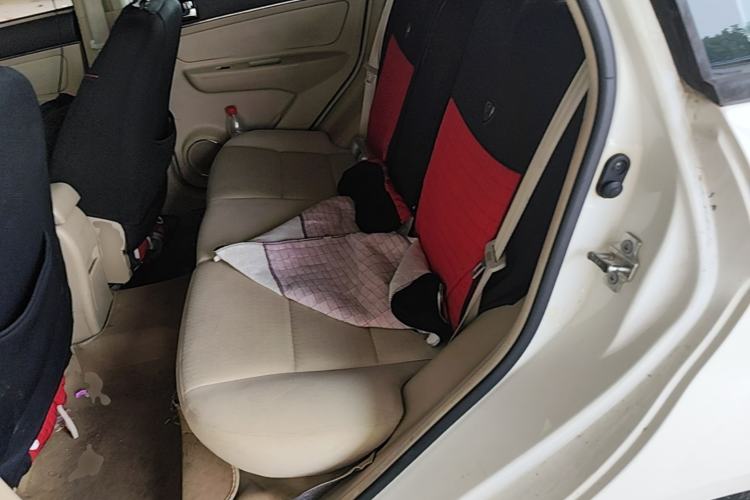 Used BAIC E Series 2012 Hatchback 1.3L Manual Liking Edition Left Rear Seat