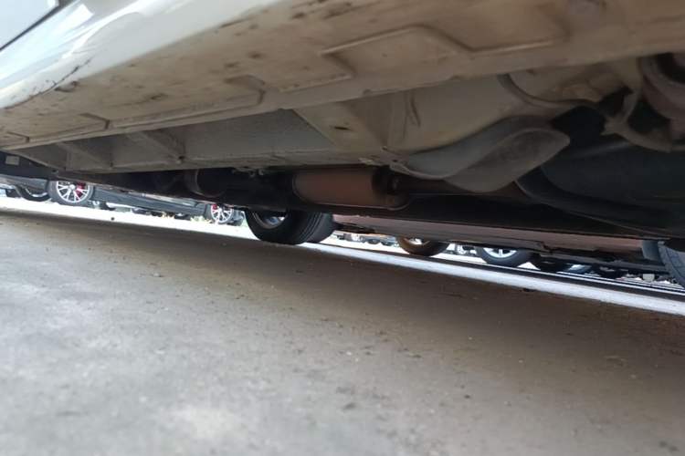 Used BAIC E Series 2012 Hatchback 1.5L Automatic Leshang Version Left Side Sill